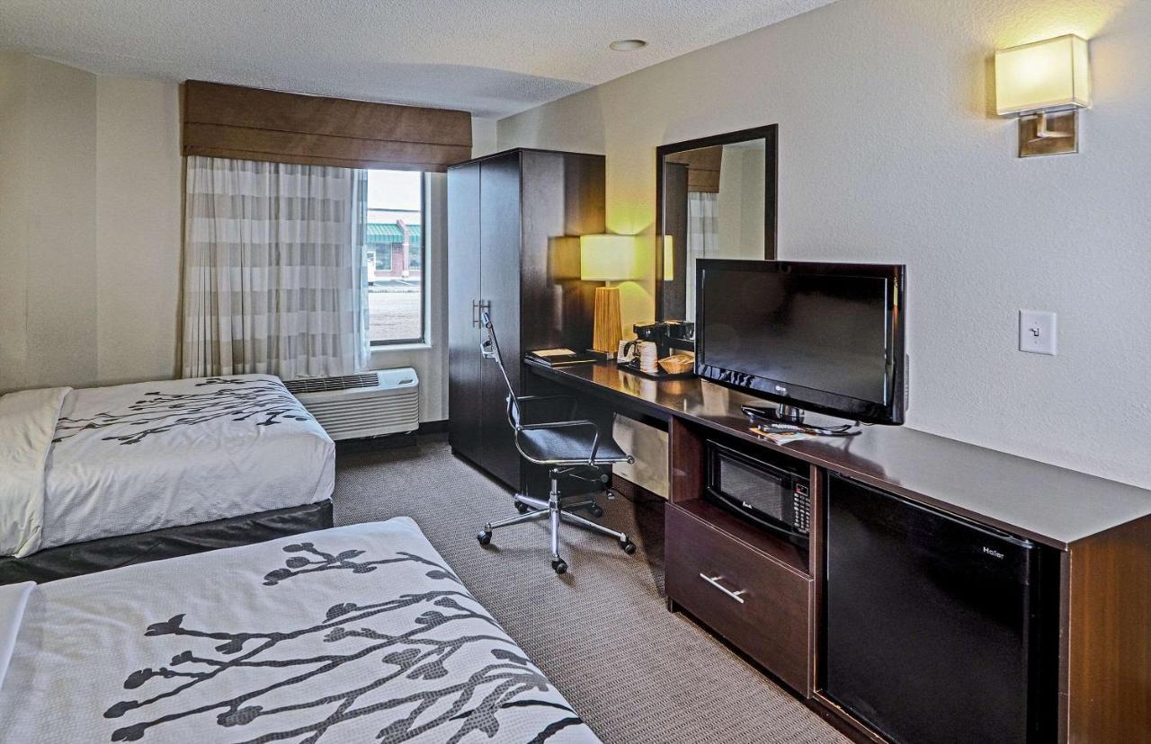 Sleep Inn & Suites Spring Lake - Fayetteville Near Fort Bragg Bagian luar foto