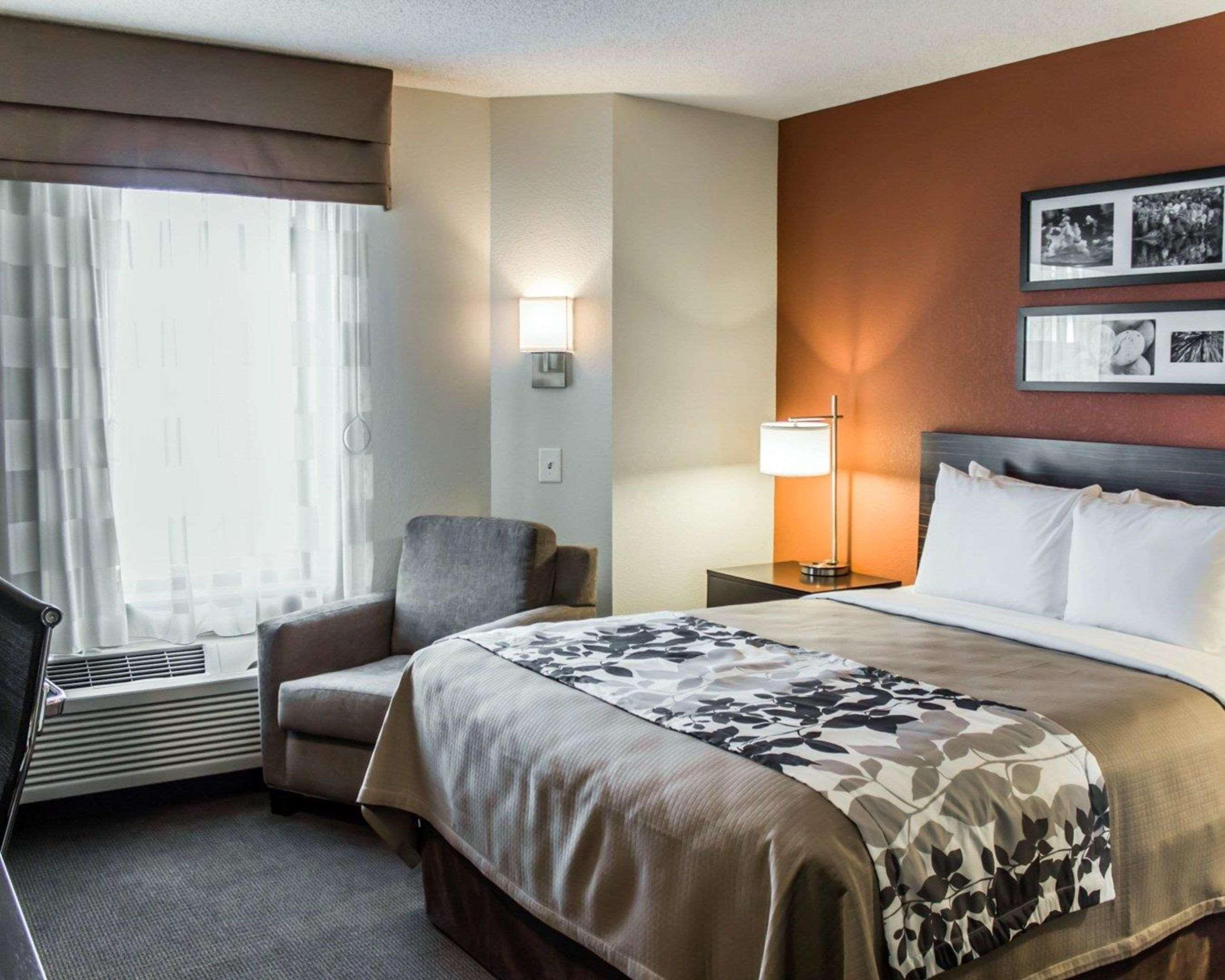 Sleep Inn & Suites Spring Lake - Fayetteville Near Fort Bragg Bagian luar foto