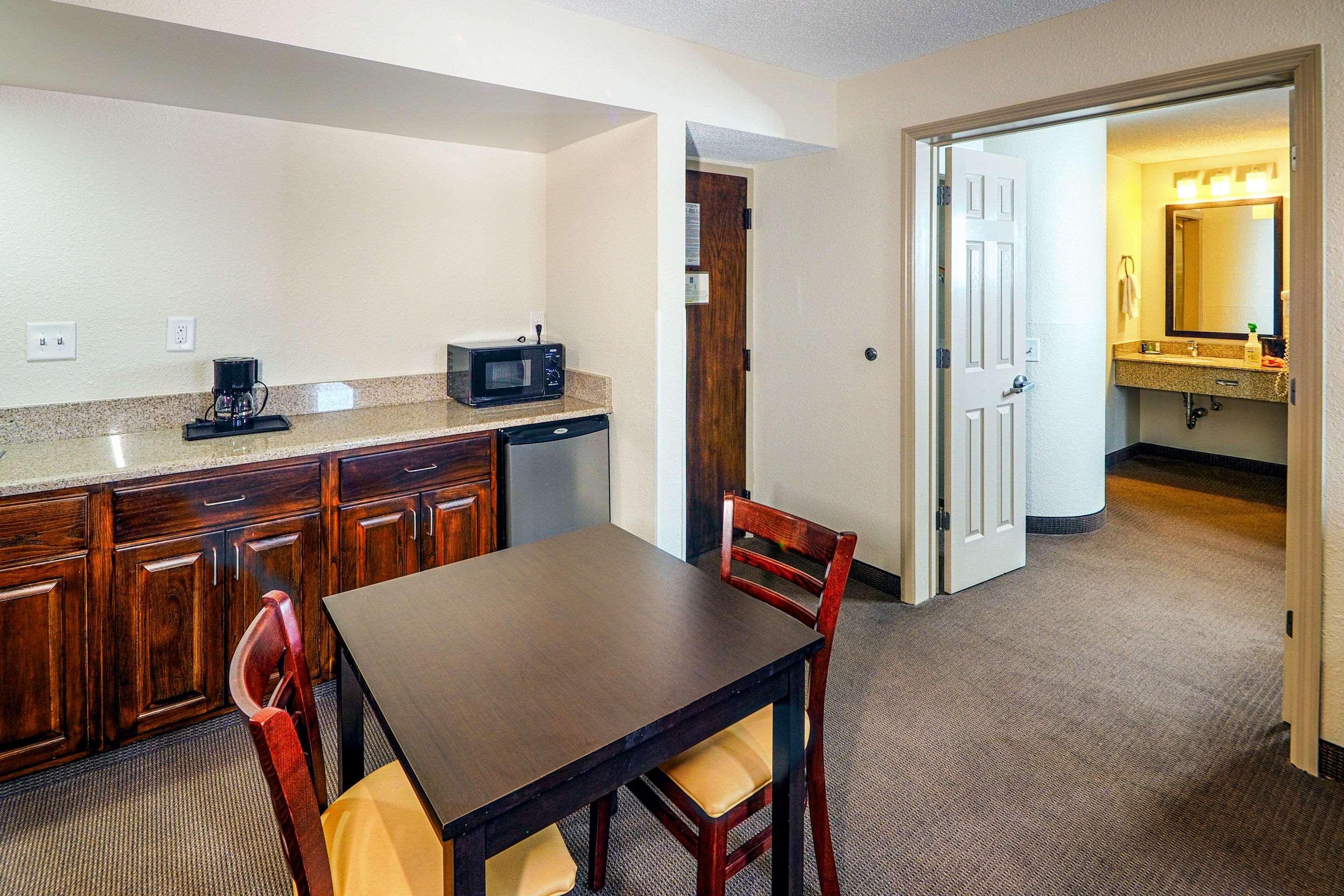 Sleep Inn & Suites Spring Lake - Fayetteville Near Fort Bragg Bagian luar foto