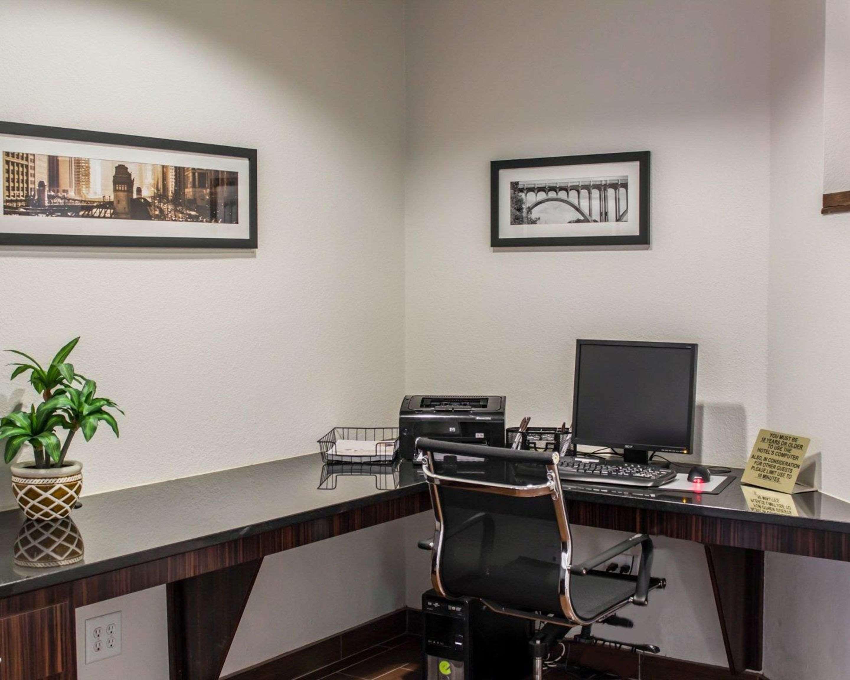Sleep Inn & Suites Spring Lake - Fayetteville Near Fort Bragg Bagian luar foto