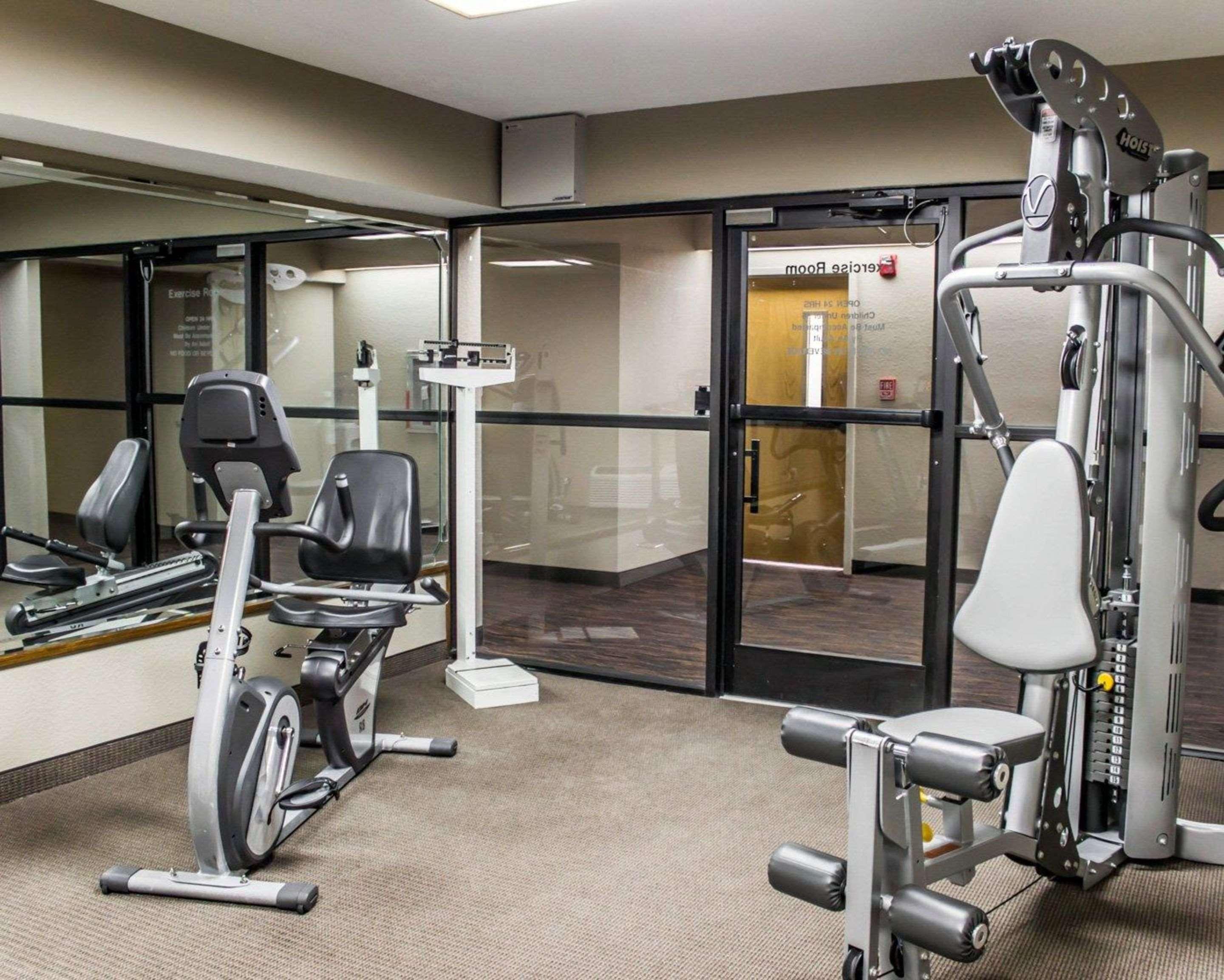 Sleep Inn & Suites Spring Lake - Fayetteville Near Fort Bragg Bagian luar foto
