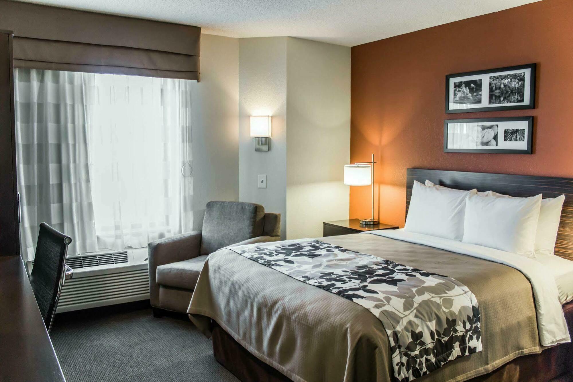 Sleep Inn & Suites Spring Lake - Fayetteville Near Fort Bragg Bagian luar foto