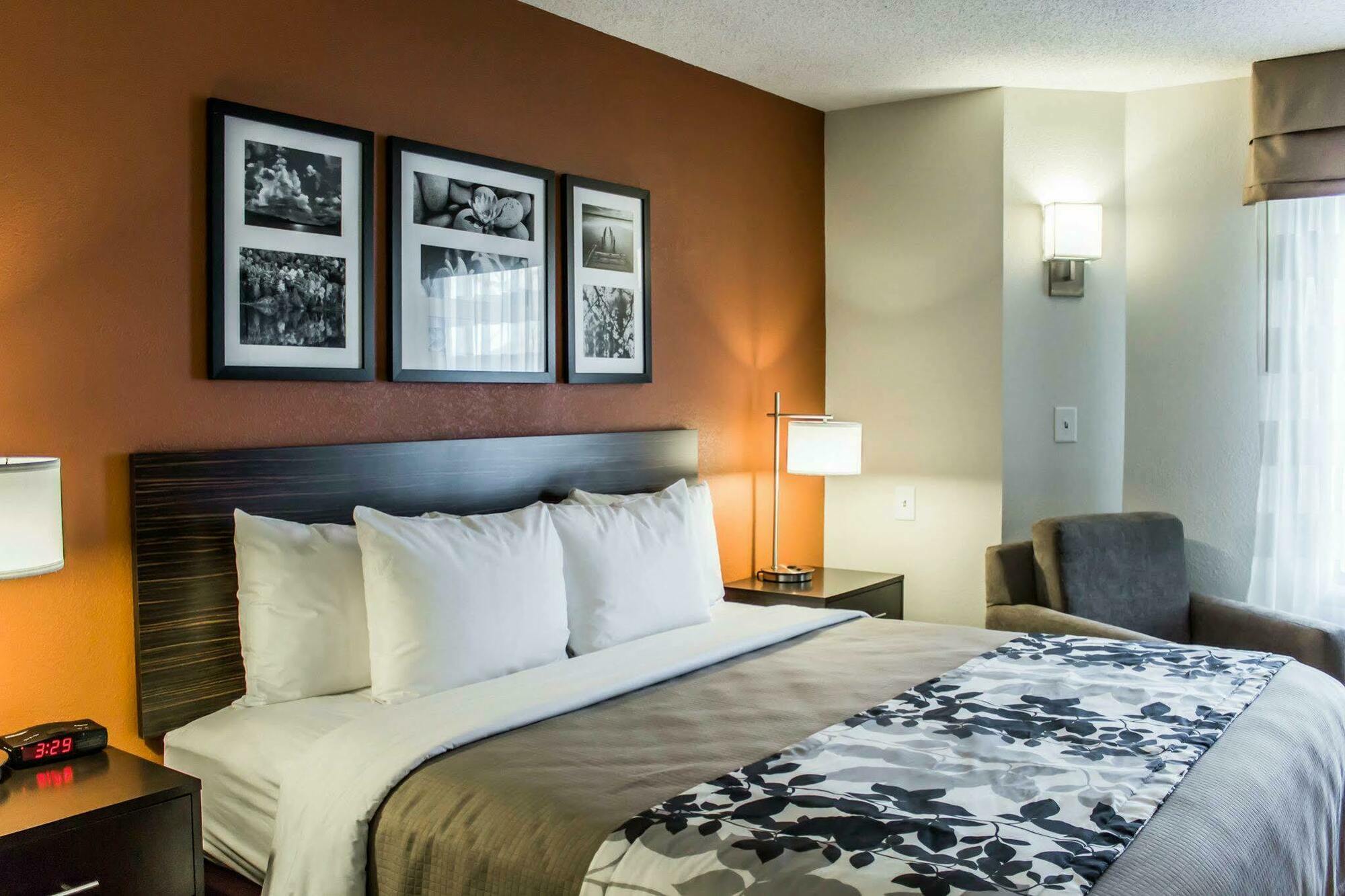 Sleep Inn & Suites Spring Lake - Fayetteville Near Fort Bragg Bagian luar foto