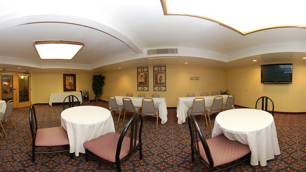 Sleep Inn & Suites Spring Lake - Fayetteville Near Fort Bragg Bagian luar foto
