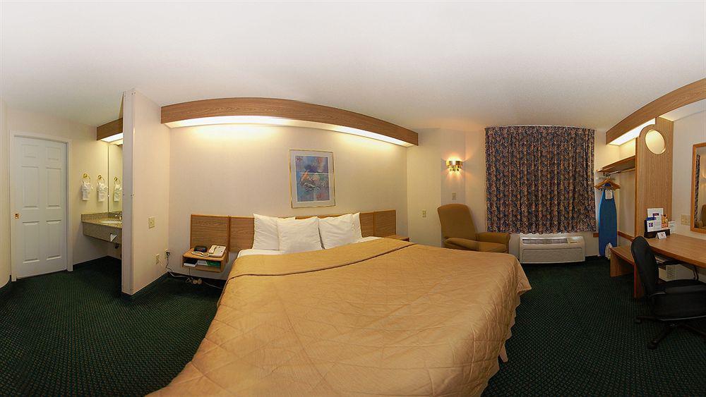 Sleep Inn & Suites Spring Lake - Fayetteville Near Fort Bragg Bagian luar foto